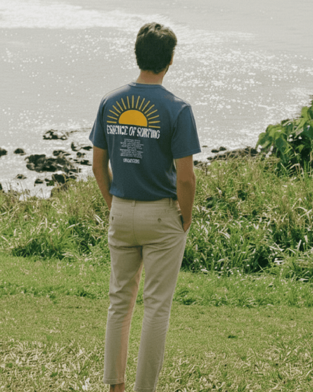 Camiseta Essence of Surfing