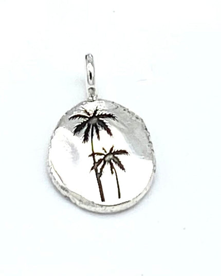 BEAD AMONG PALM TREES