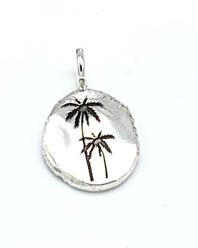 BEAD AMONG PALM TREES