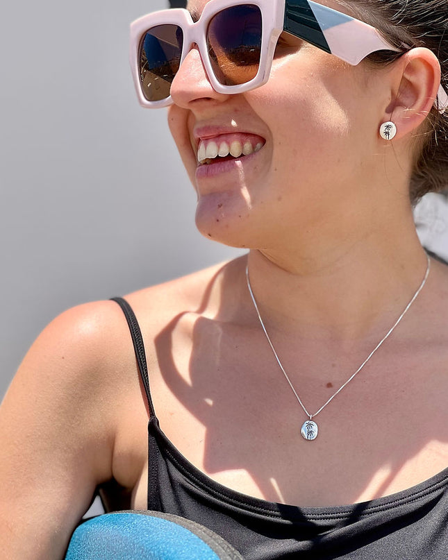 AMONG PALM TREES NECKLACE