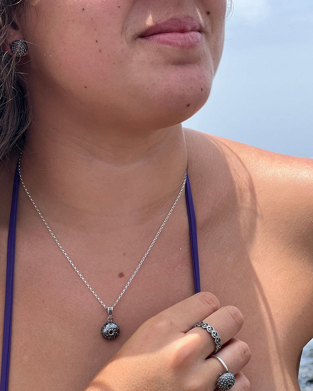 BRISTLED Necklace