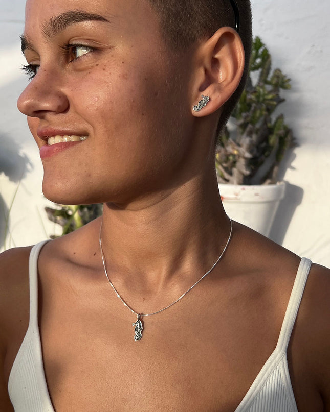 SEAHORSE necklace